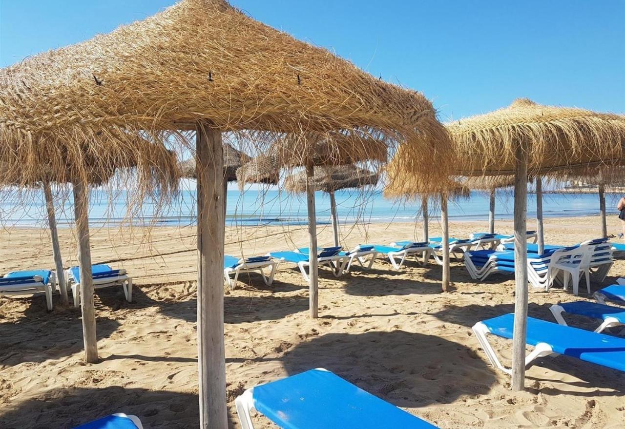 Duquesa Beach Torrevieja Buitenkant foto
