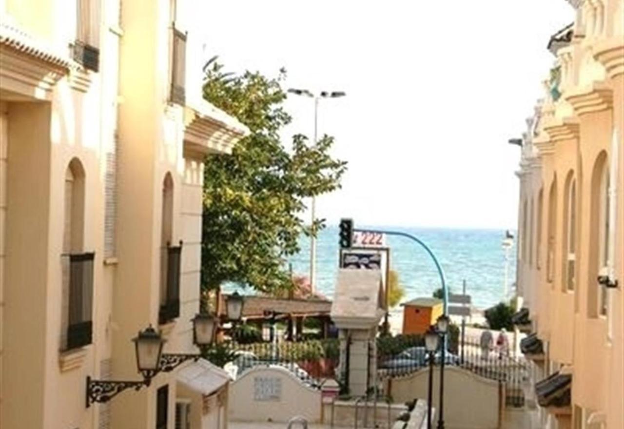 Duquesa Beach Torrevieja Buitenkant foto